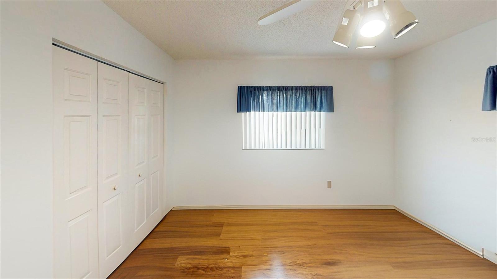 SPRUCE CREEK SOUTH - Residential