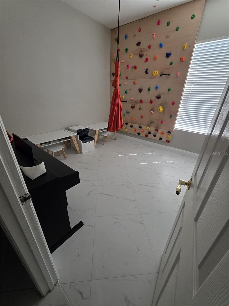 KEATONS CREST - Residential