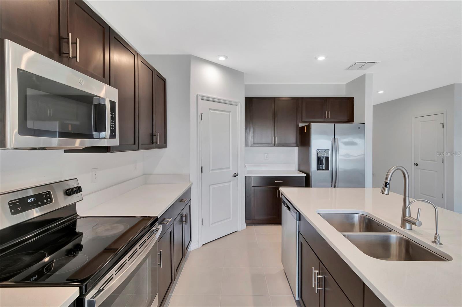 STEPPING STONE POD A PH 1 - Residential