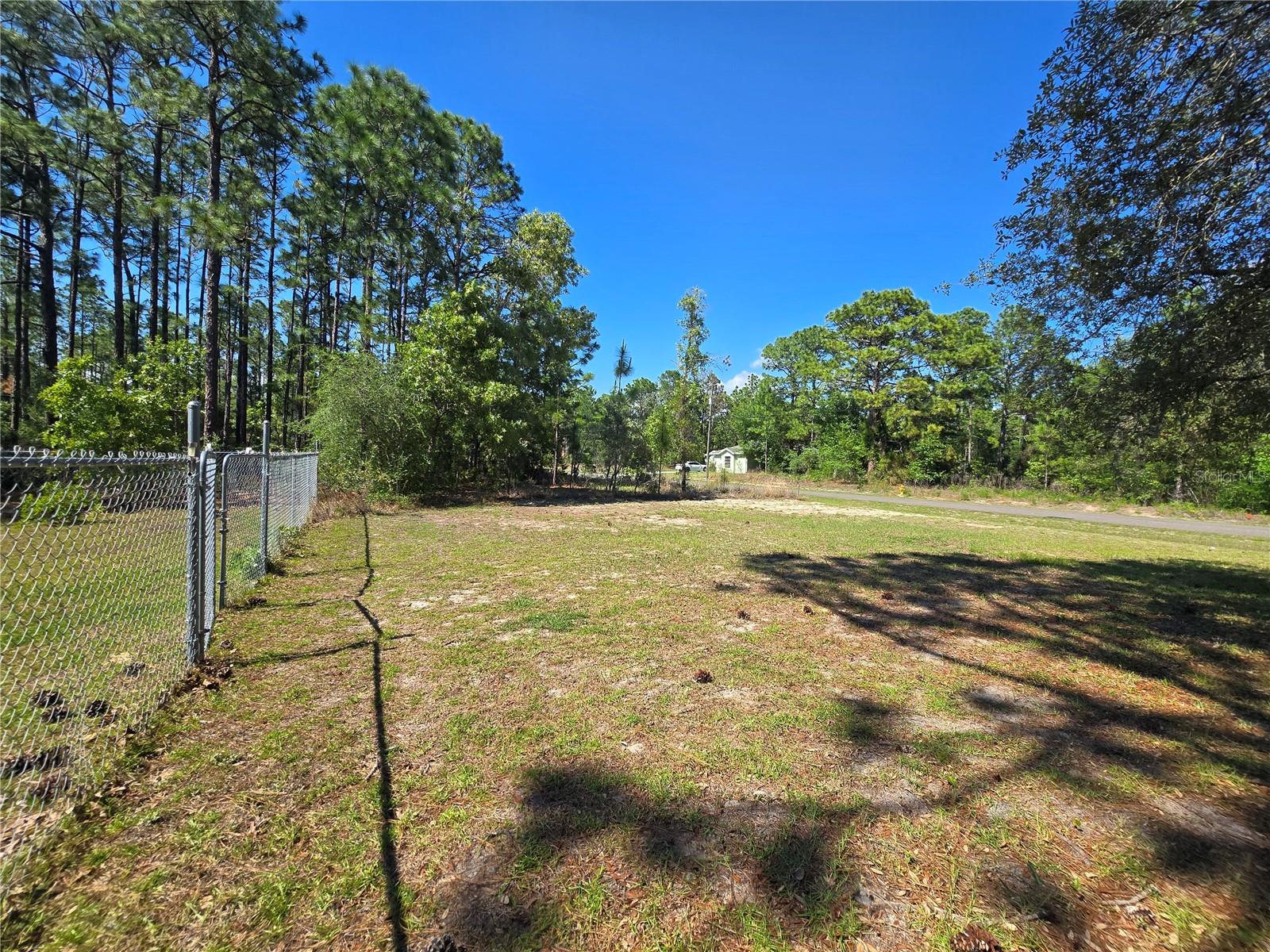 7648 N GALT POINT