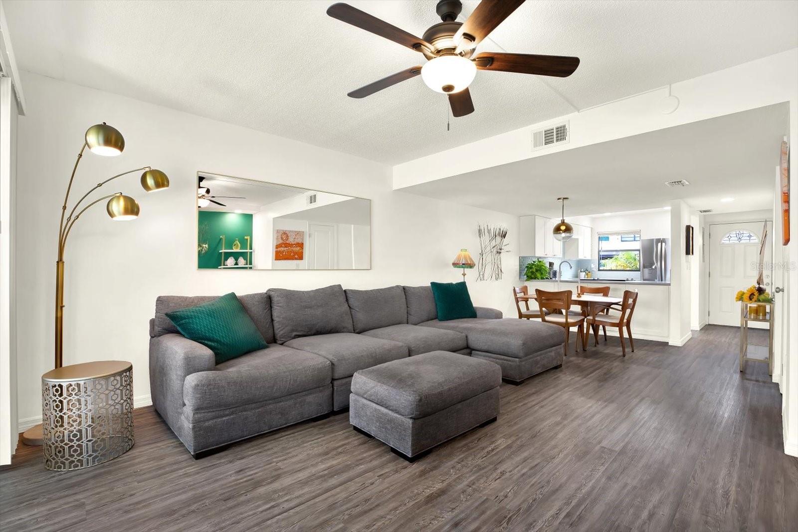 TOWNHOMES OF LAKE SEMINOLE - Residential