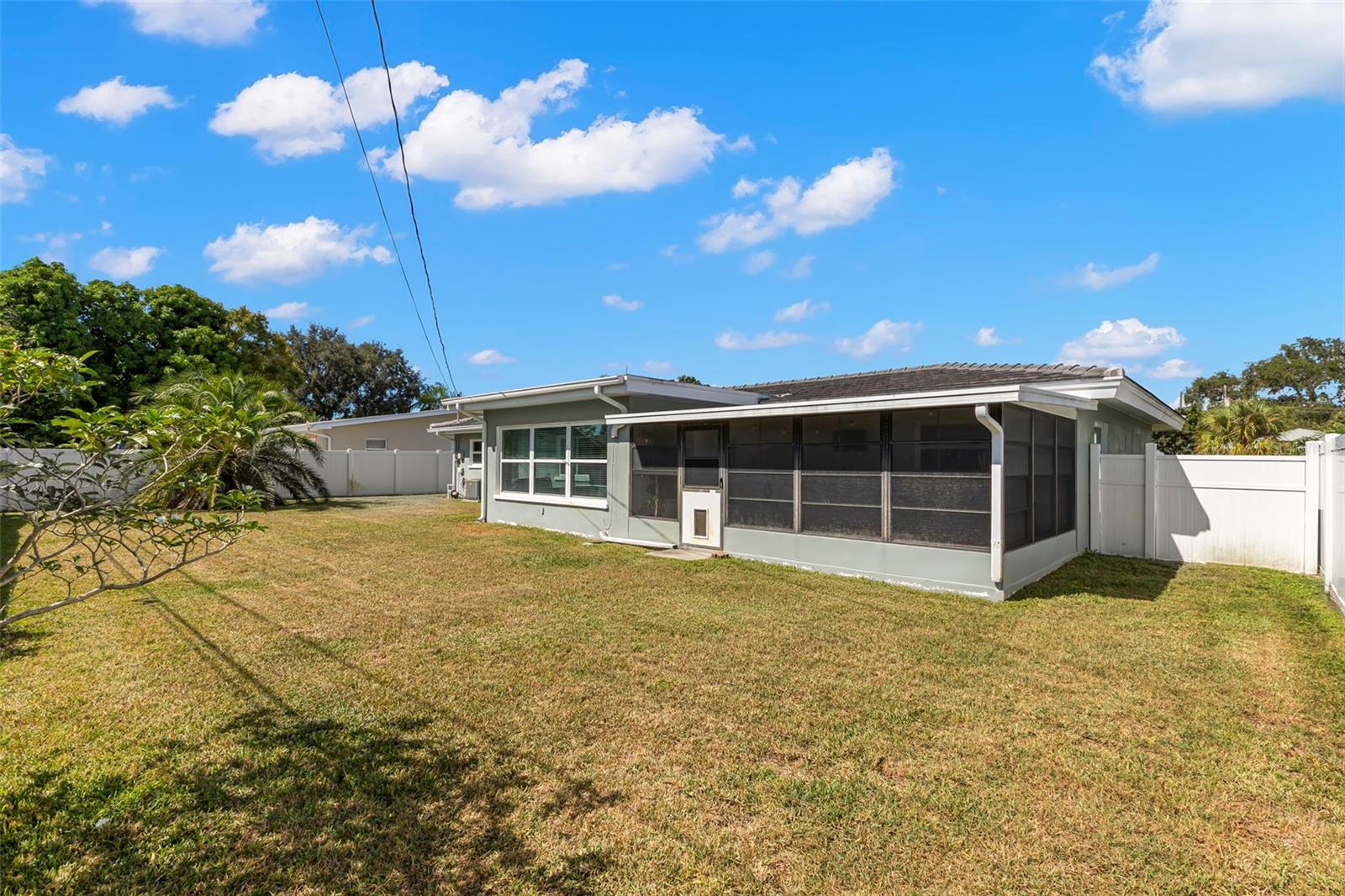 BELLEAIR MANOR UNIT 1 & 2 - Residential