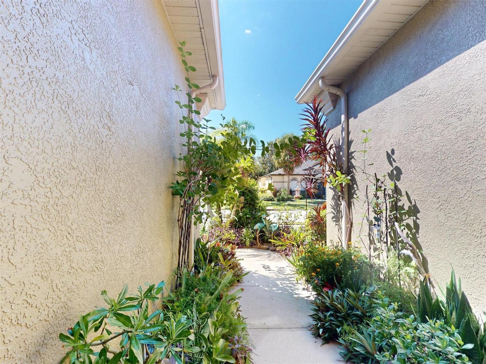 RIVER POINT OF MANATEE - Residential