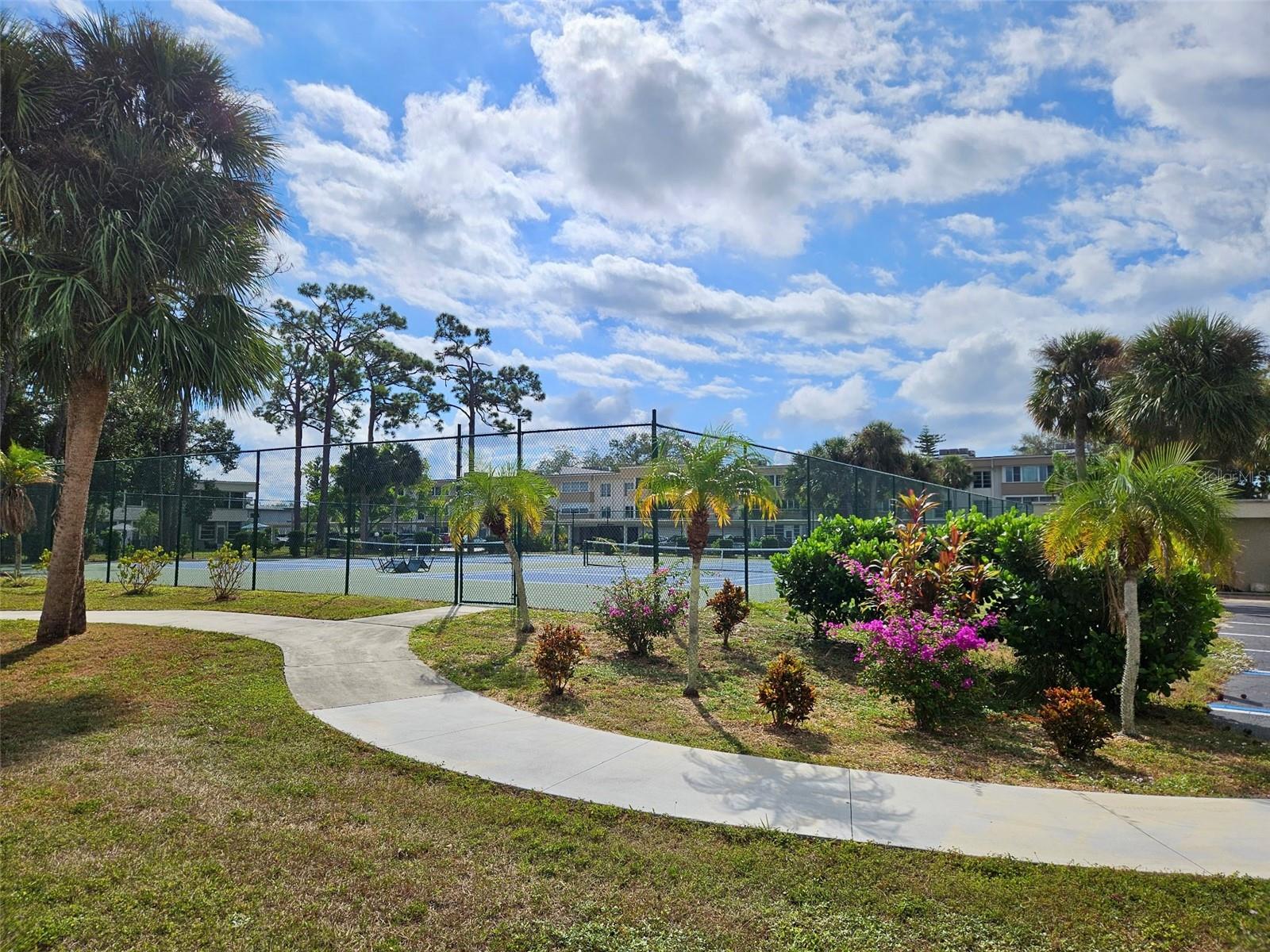 CHELSEA HOUSE/PORT CHARLOTTE - Residential