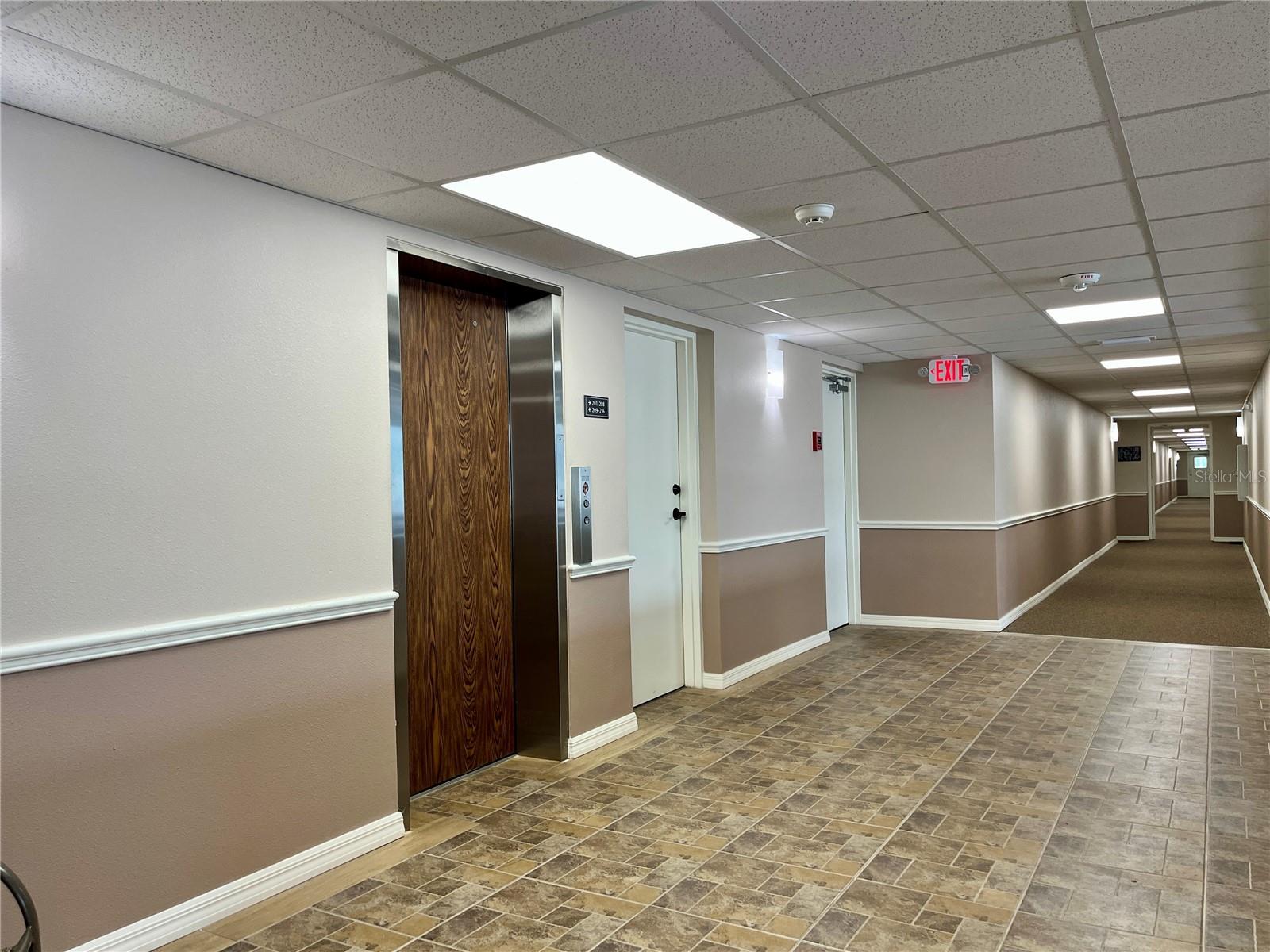 CHELSEA HOUSE/PORT CHARLOTTE - Residential