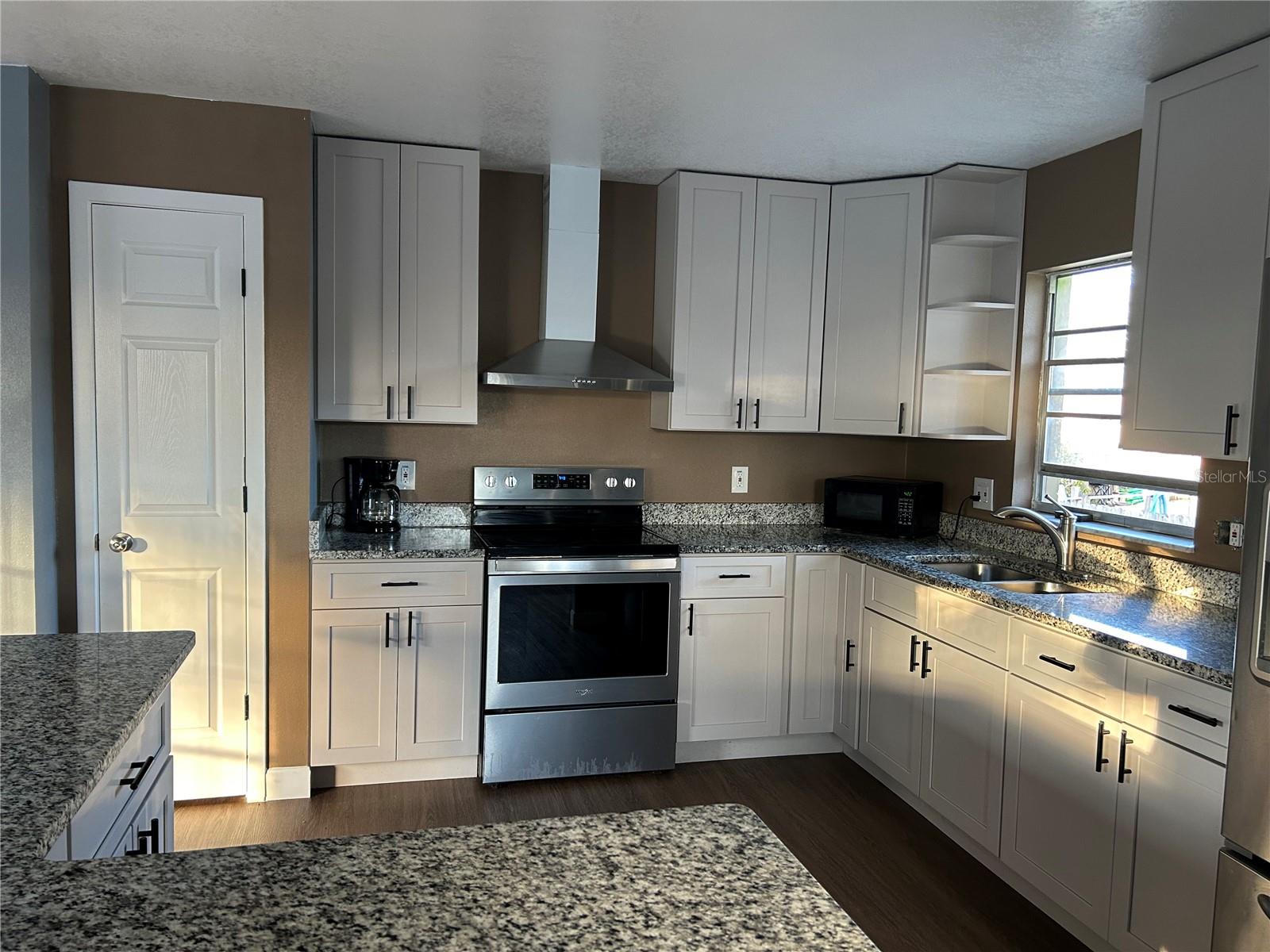 BEL AIRE WOODS THIRD ADD - Residential