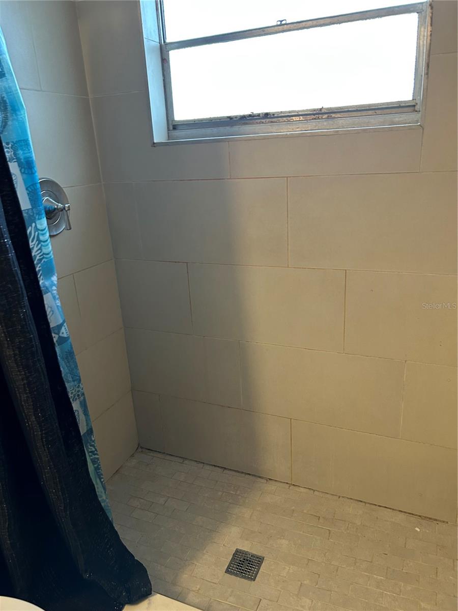 BEL AIRE WOODS THIRD ADD - Residential