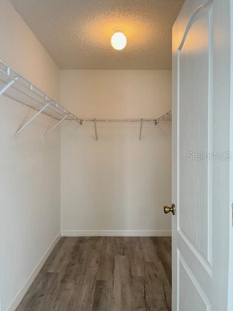 AUTUMN WOODS UNIT 01 - Residential Lease