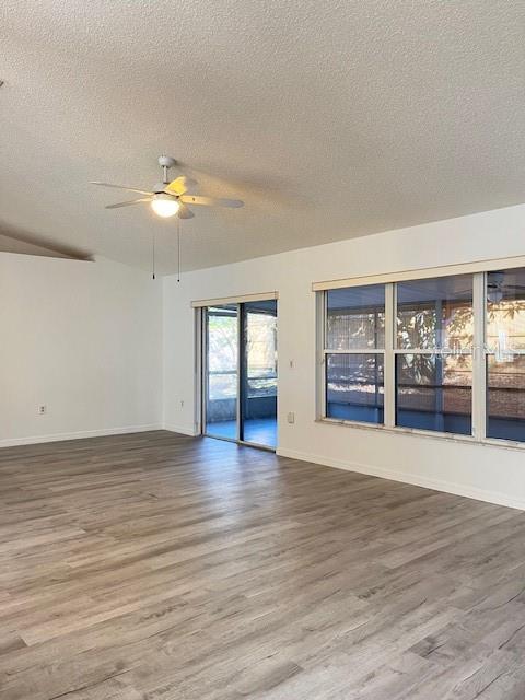 AUTUMN WOODS UNIT 01 - Residential Lease