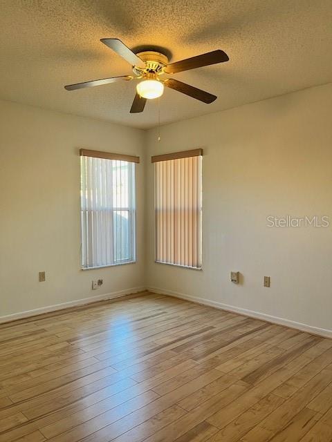 AUTUMN WOODS UNIT 01 - Residential Lease