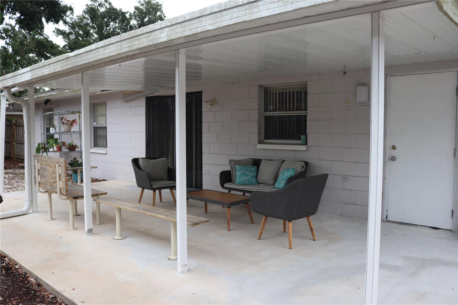 OAK VALLEY SUB UN 1 - Residential Lease