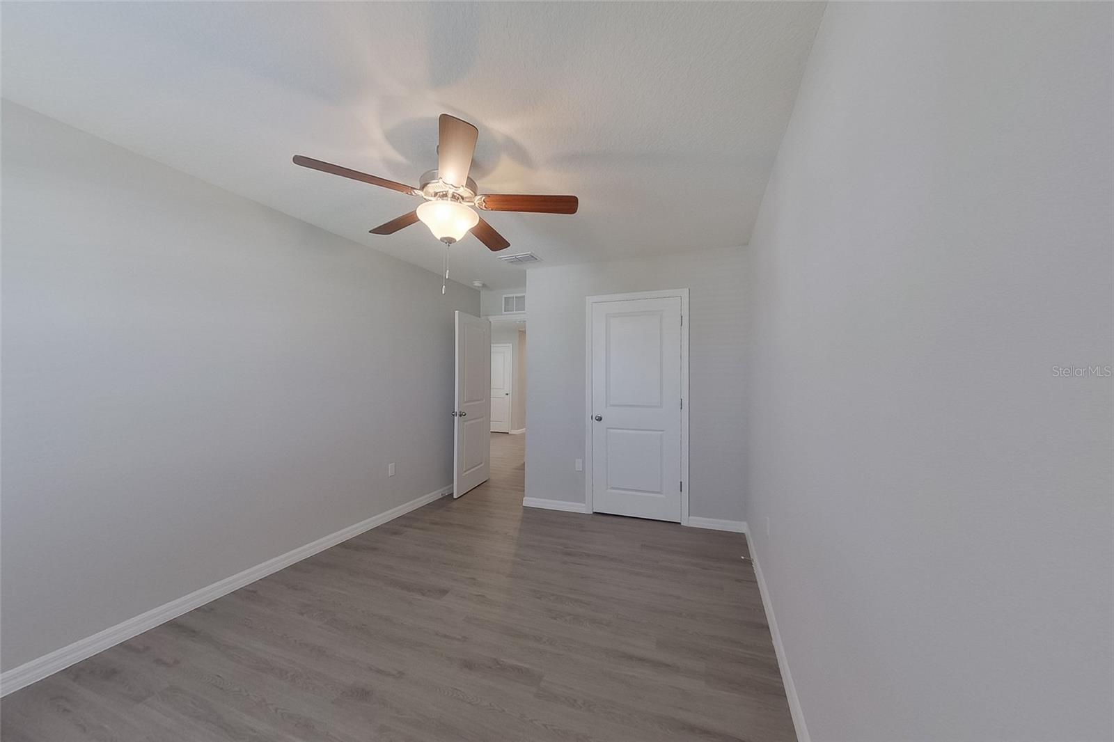 OCALA CROSSINGS - Residential Lease