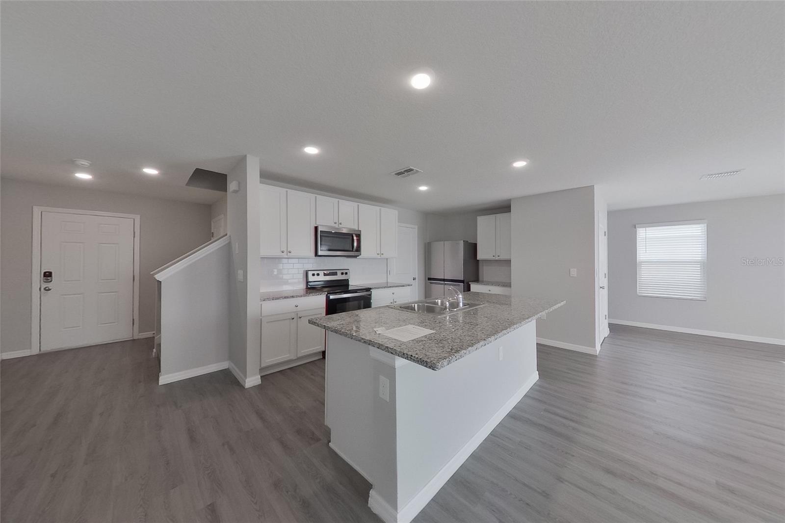 OCALA CROSSINGS - Residential Lease