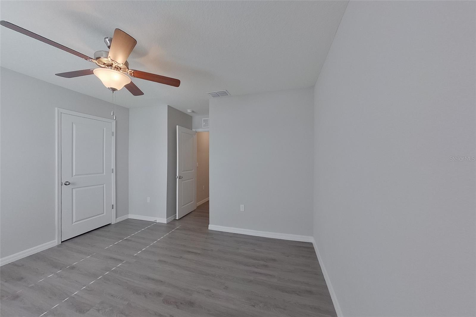 OCALA CROSSINGS - Residential Lease