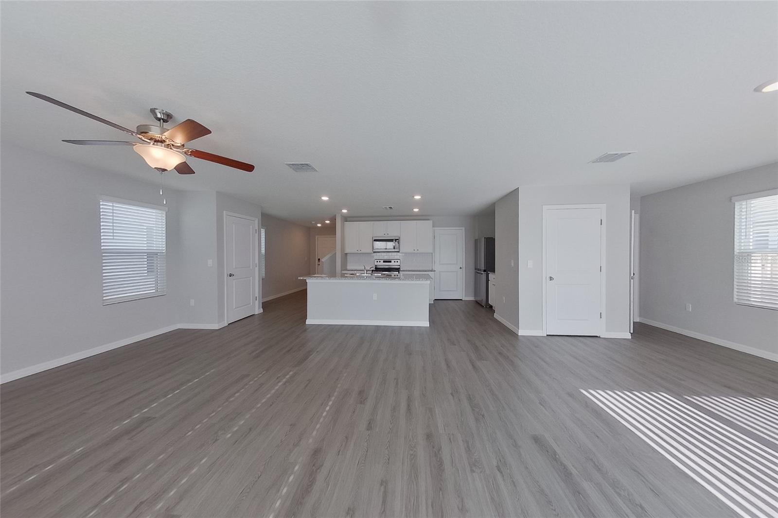 OCALA CROSSINGS - Residential Lease