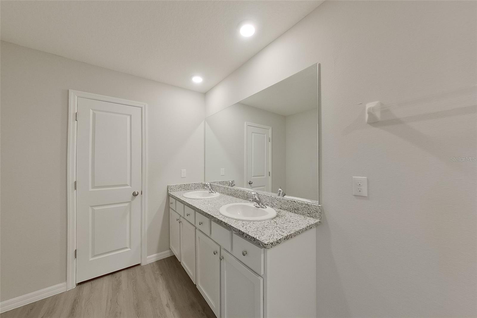 OCALA CROSSINGS - Residential Lease