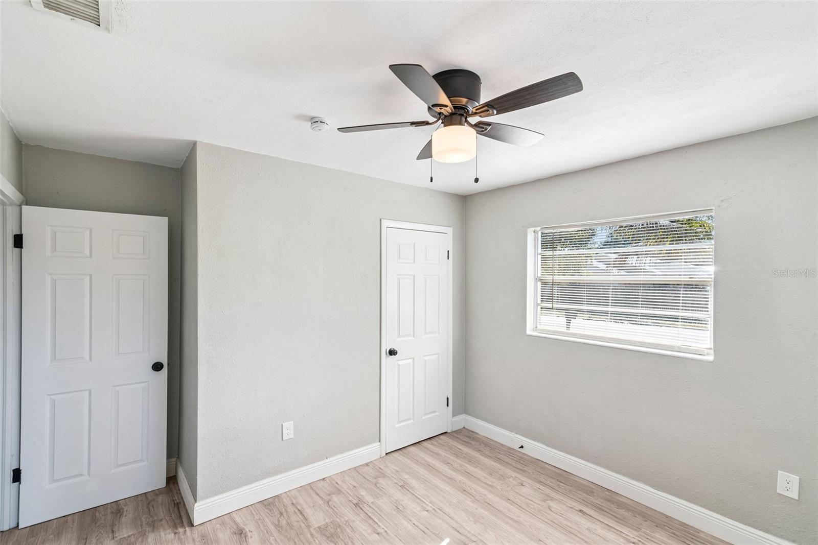 SOUTH LAKE VILLAGE SEC 01 - Residential