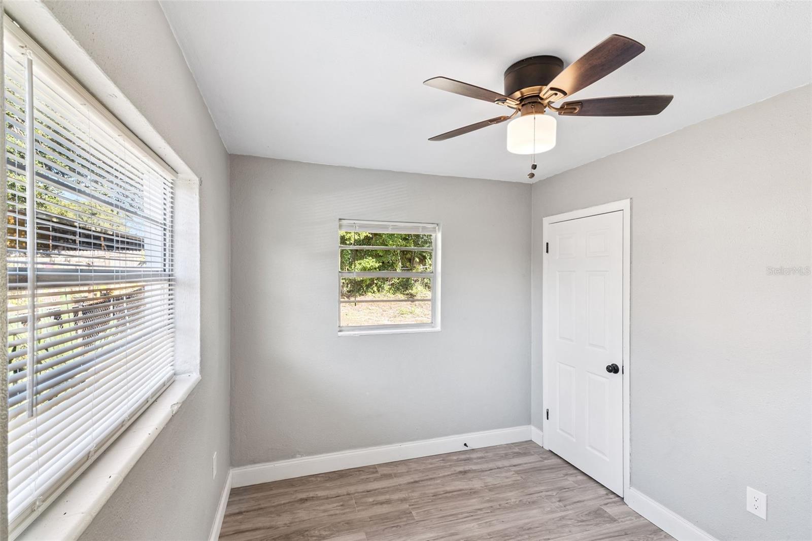 SOUTH LAKE VILLAGE SEC 01 - Residential