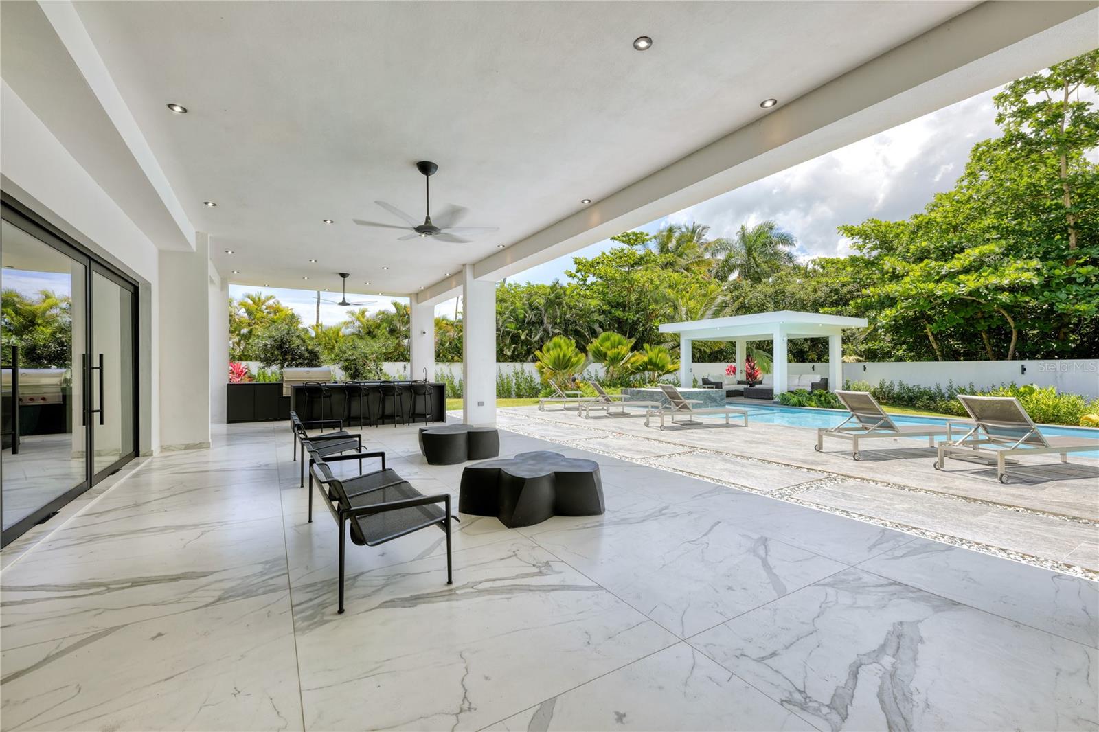 DORADO BEACH ESTATES - Residential
