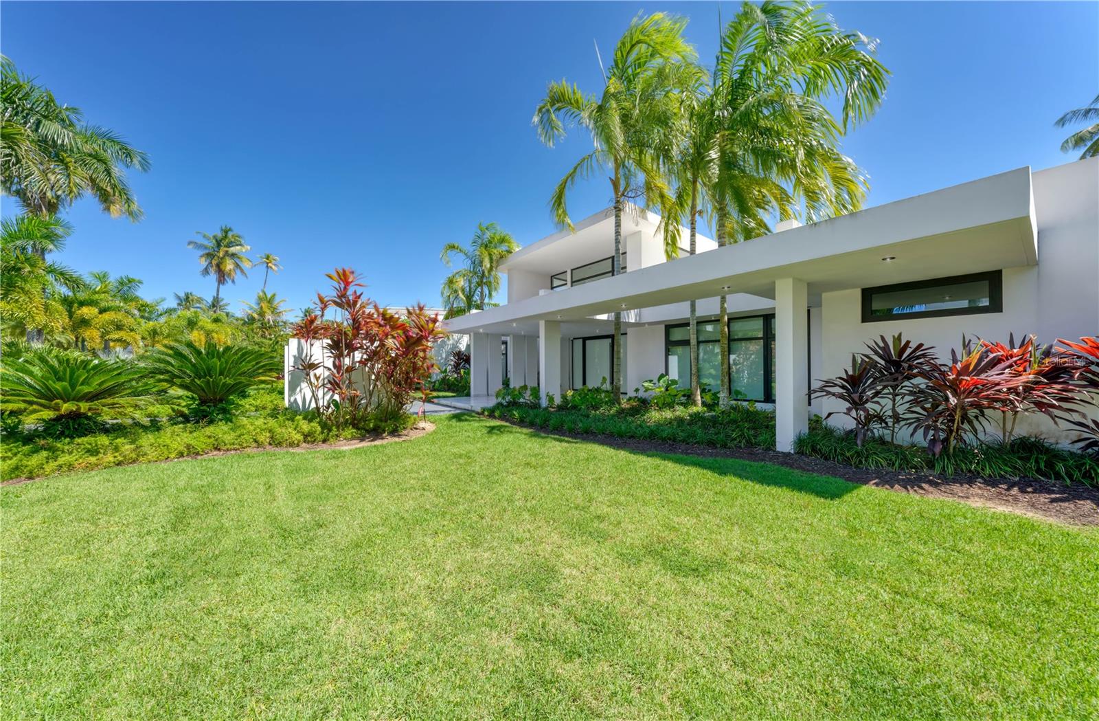 DORADO BEACH ESTATES - Residential