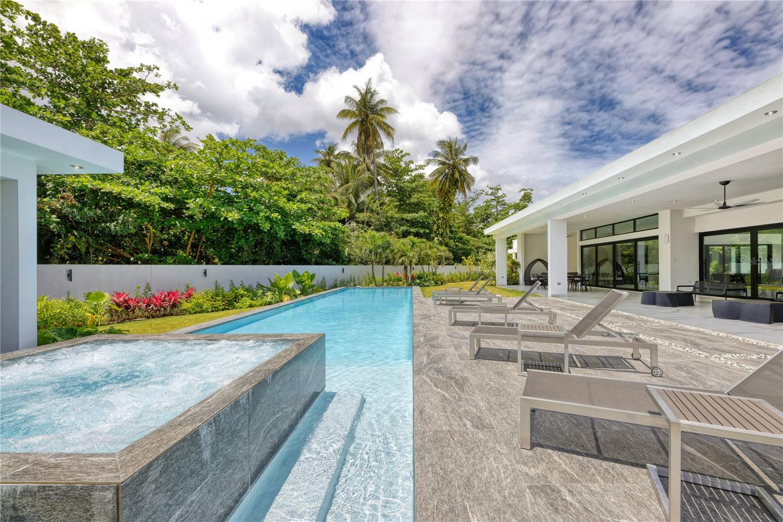 DORADO BEACH ESTATES - Residential