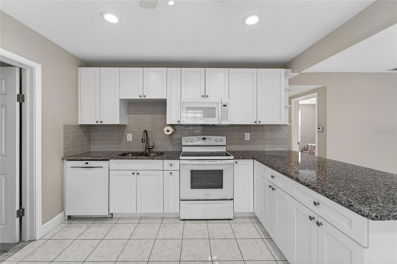 UNION HEIGHTS - Residential Lease