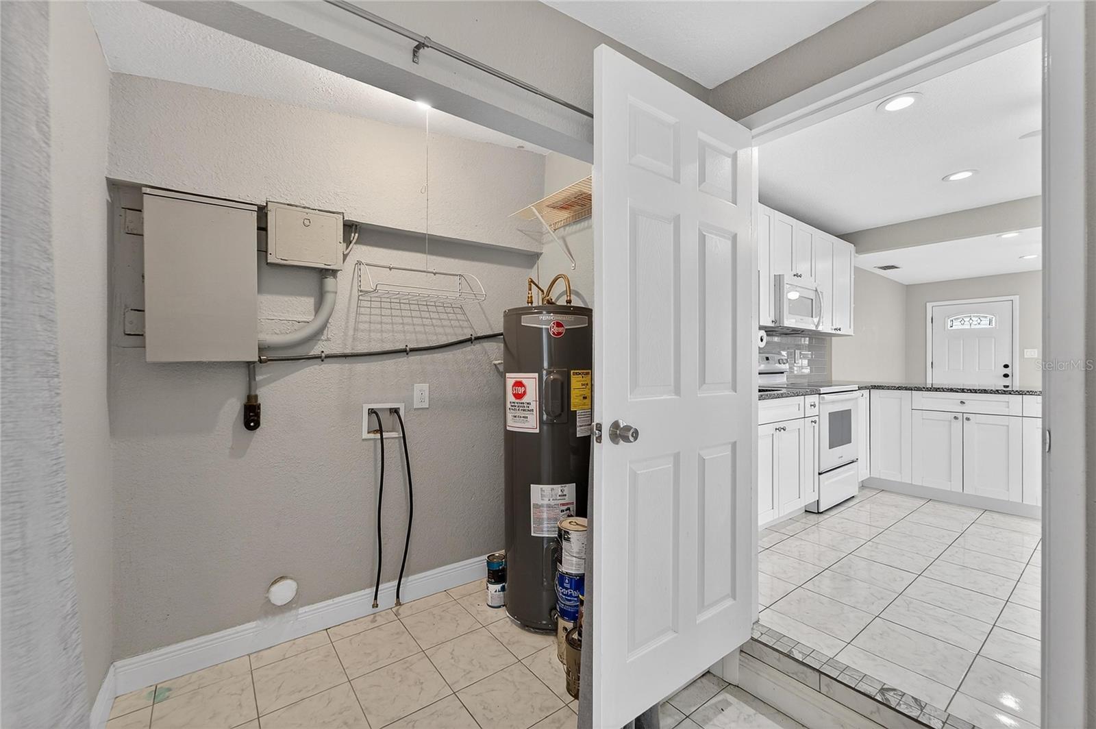 UNION HEIGHTS - Residential Lease