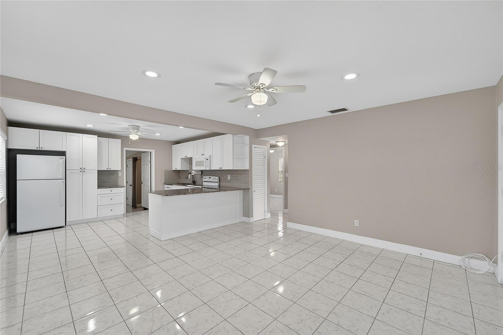 UNION HEIGHTS - Residential Lease