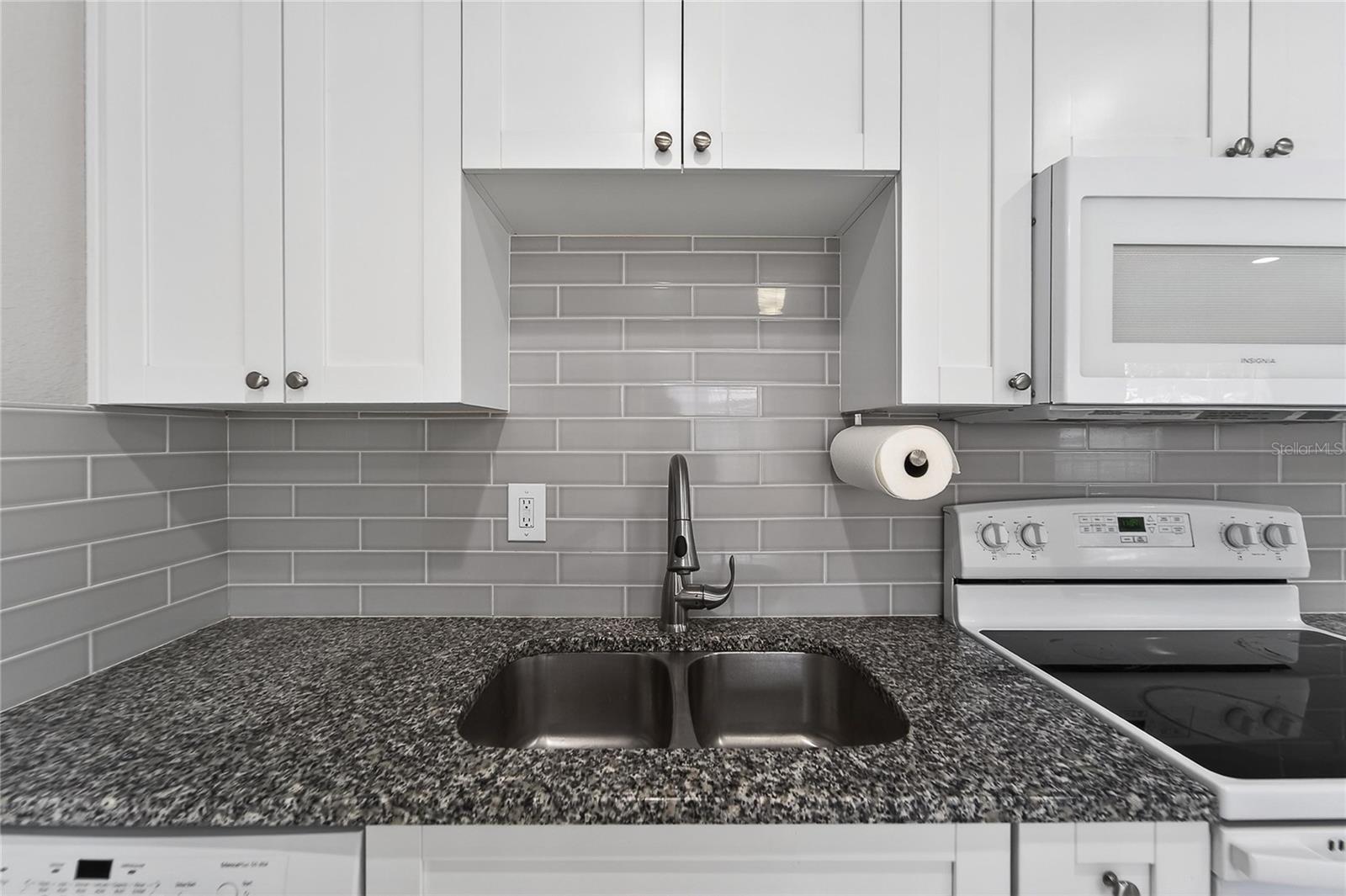 UNION HEIGHTS - Residential Lease