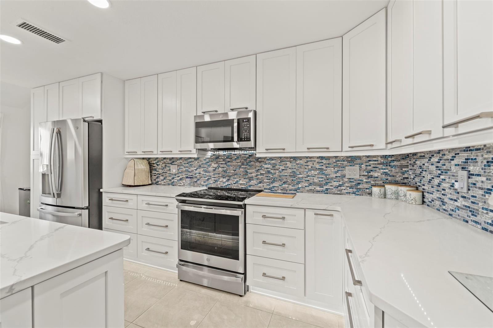 CURLEW LANDINGS - Residential