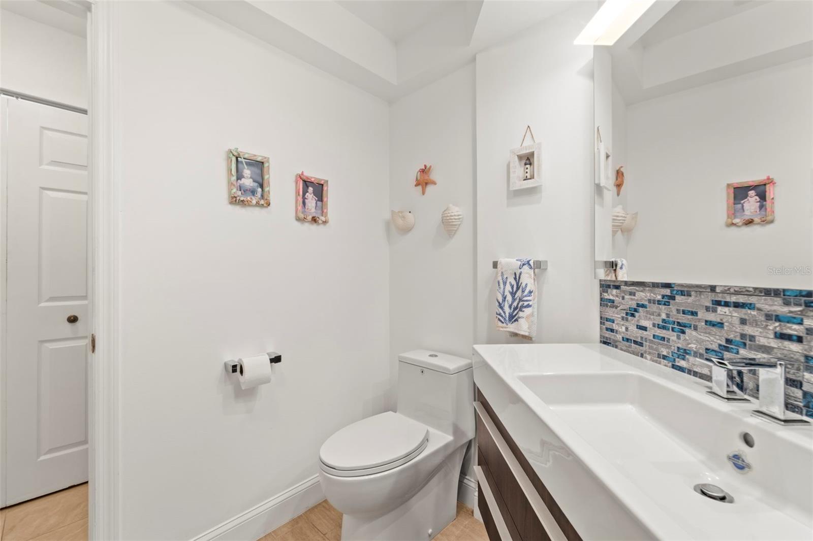 CURLEW LANDINGS - Residential