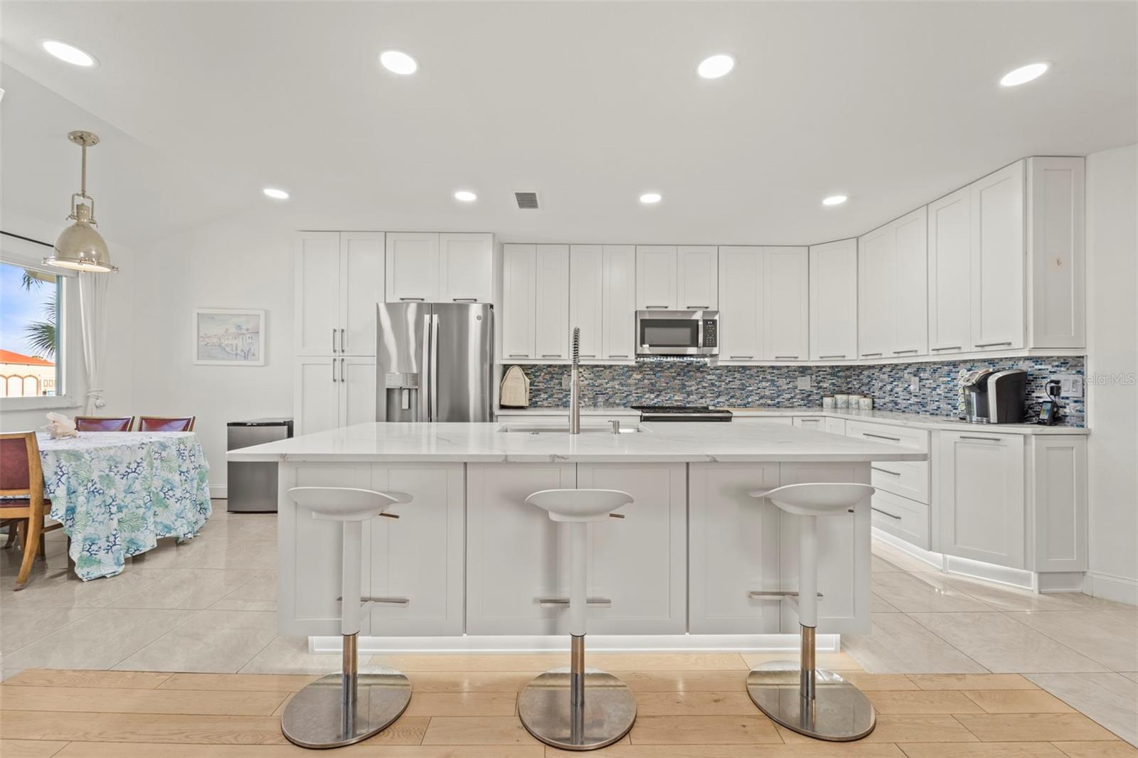 CURLEW LANDINGS - Residential