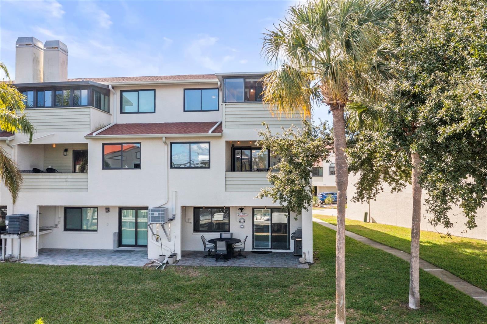 CURLEW LANDINGS - Residential