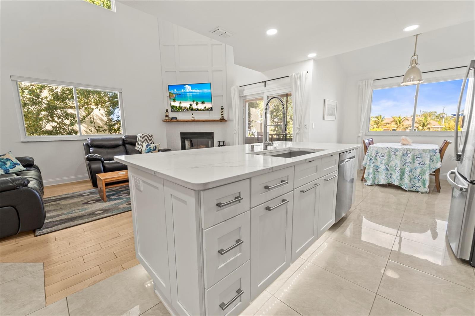 CURLEW LANDINGS - Residential