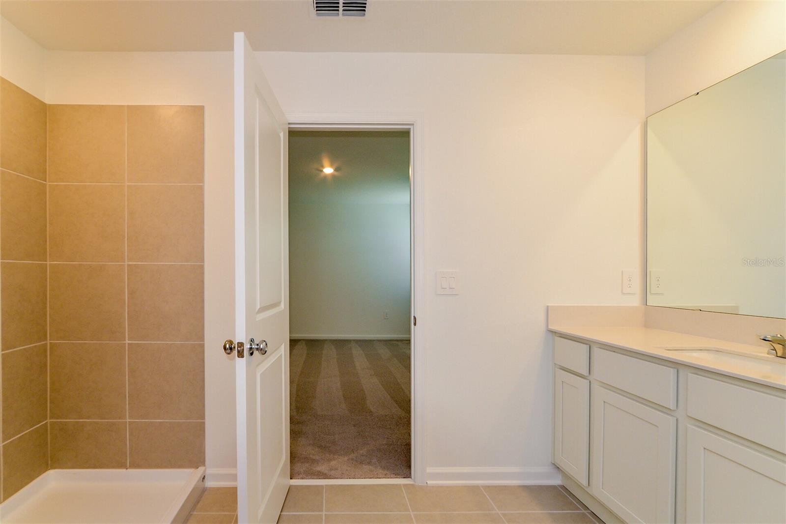 HAMILTON BLUFF SUB - Residential Lease