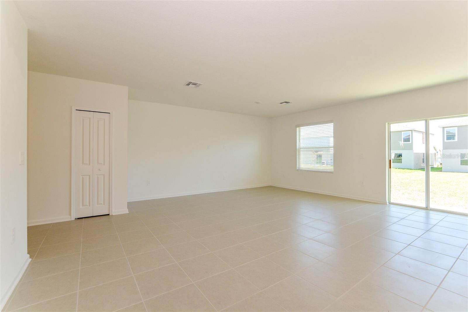 HAMILTON BLUFF SUB - Residential Lease