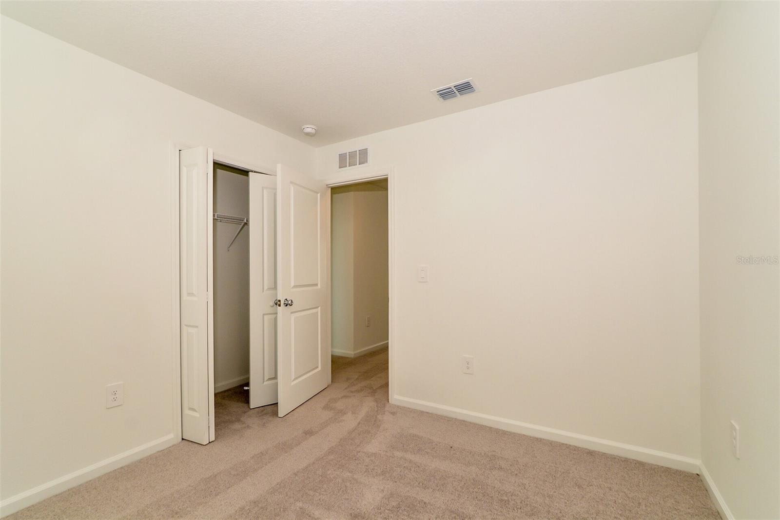 HAMILTON BLUFF SUB - Residential Lease