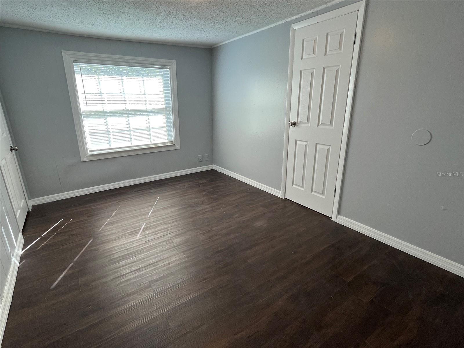 SANDEMANS SUB - Residential Lease