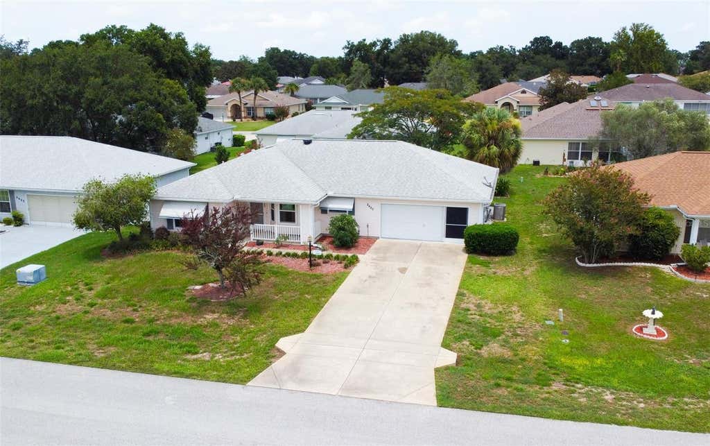 Photo of 8480 SW 61st Terrace Road, Ocala, FL 34476 (MLS # OM729701)