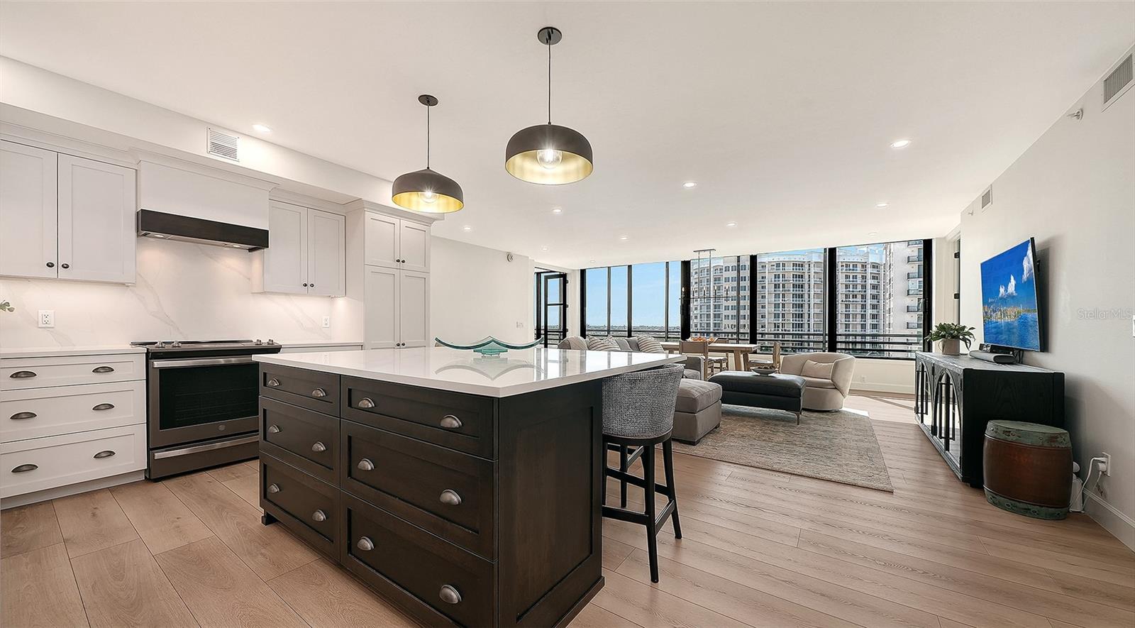1102 BENJAMIN FRANKLIN DRIVE 810