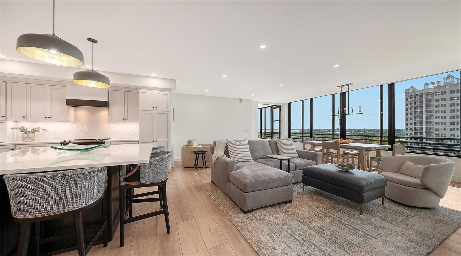 1102 BENJAMIN FRANKLIN DRIVE 810