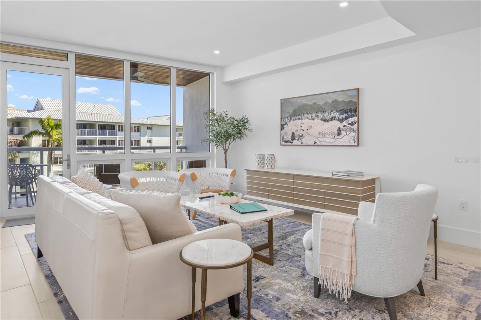 TEN35 SEASIDE - Residential