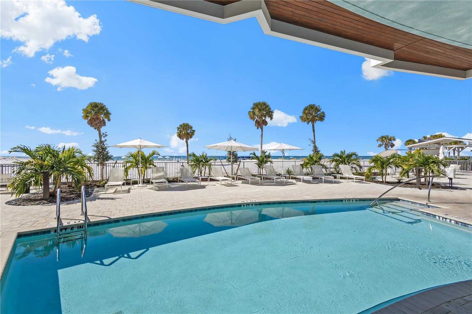 1035 SEASIDE DRIVE 404