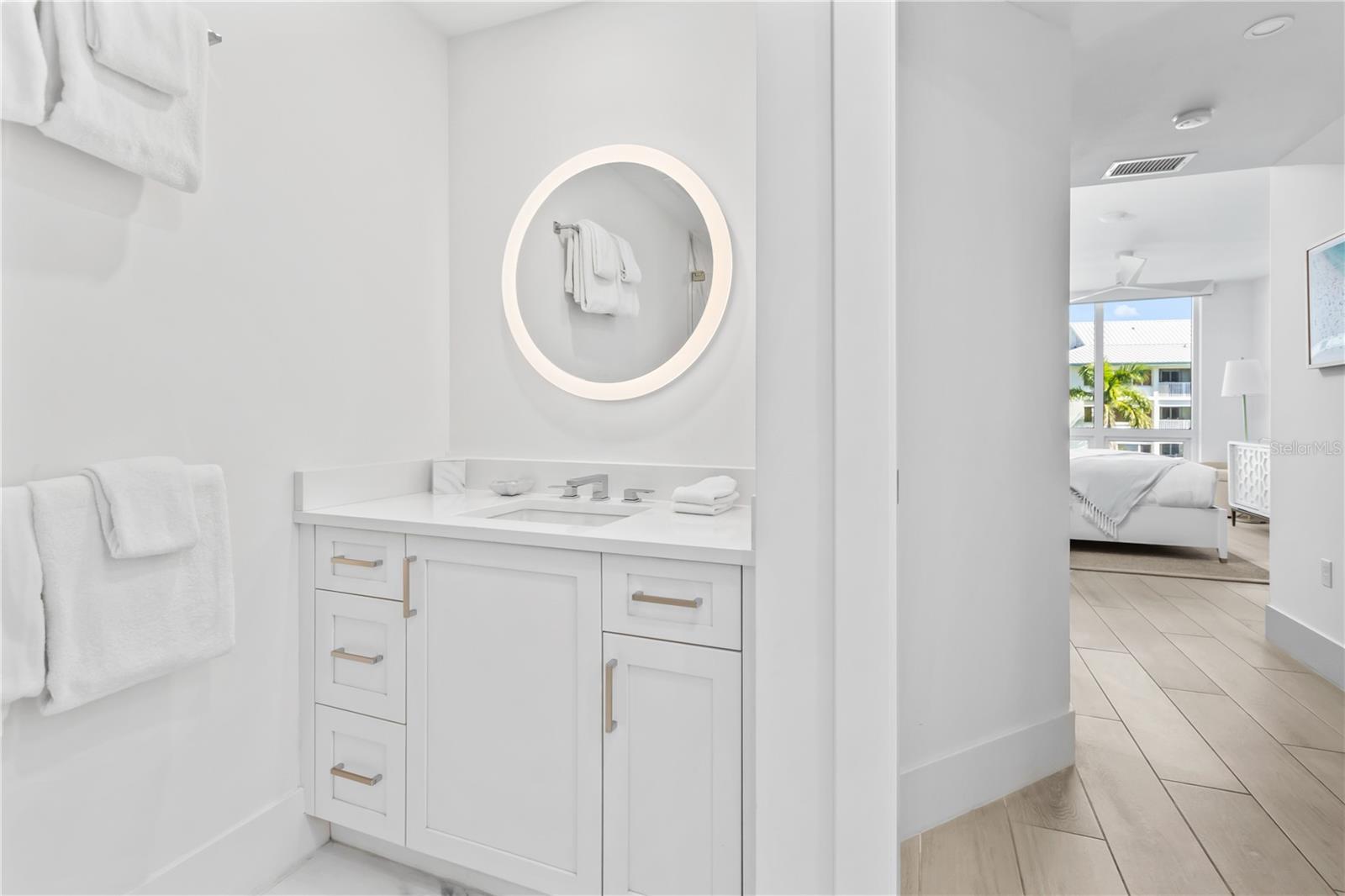 TEN35 SEASIDE - Residential