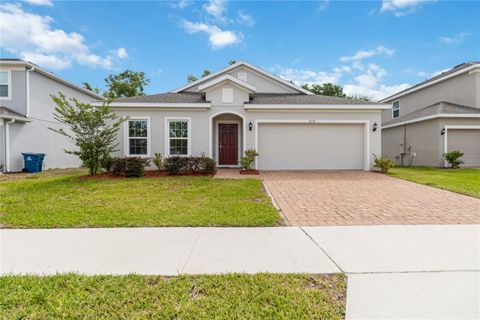 Photo of 928 Avenal Lane, Davenport, FL 33837 (MLS # O6349998)