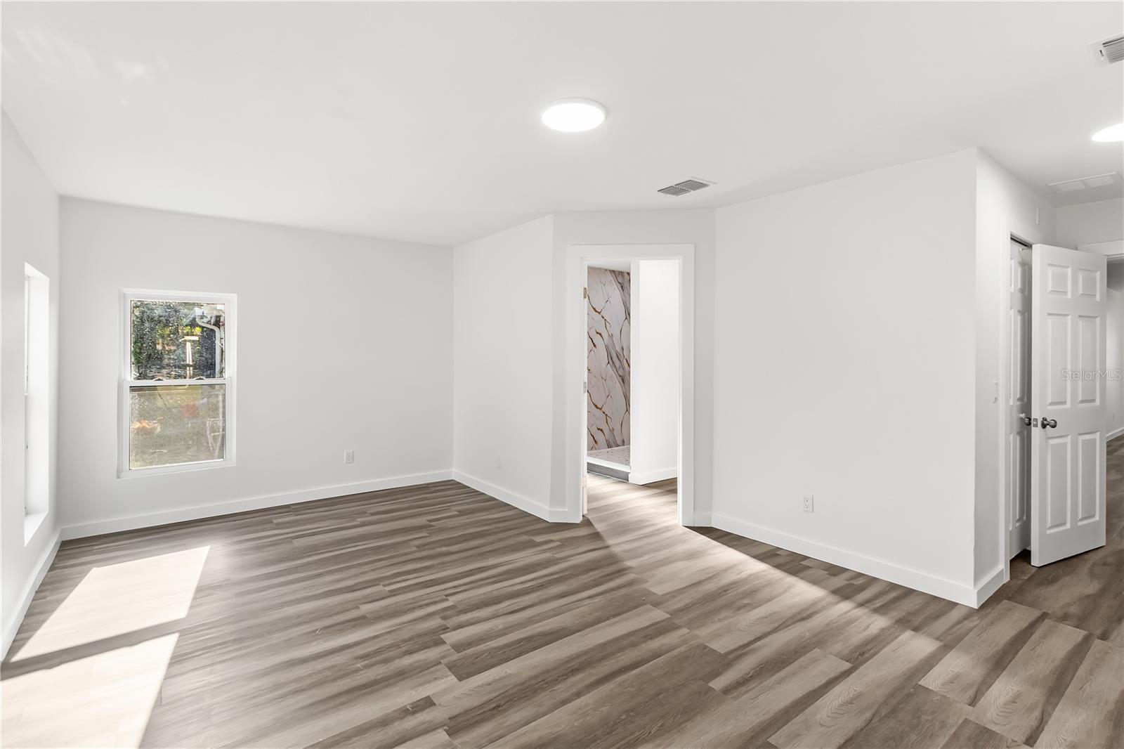 ORANGEWOOD VILLAGE - Residential