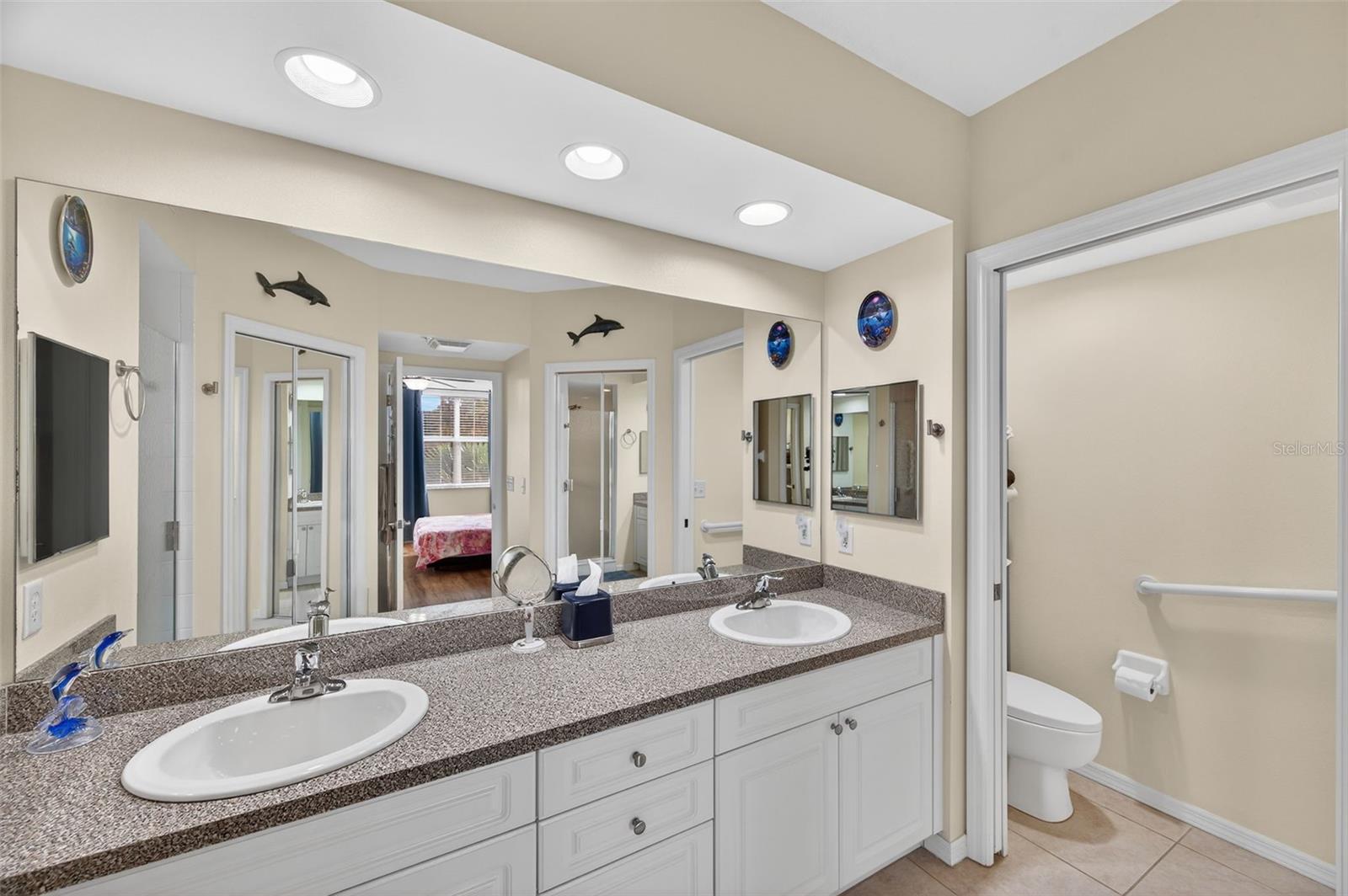 GOLF LAKE CONDO AT EAST BAY - Residential