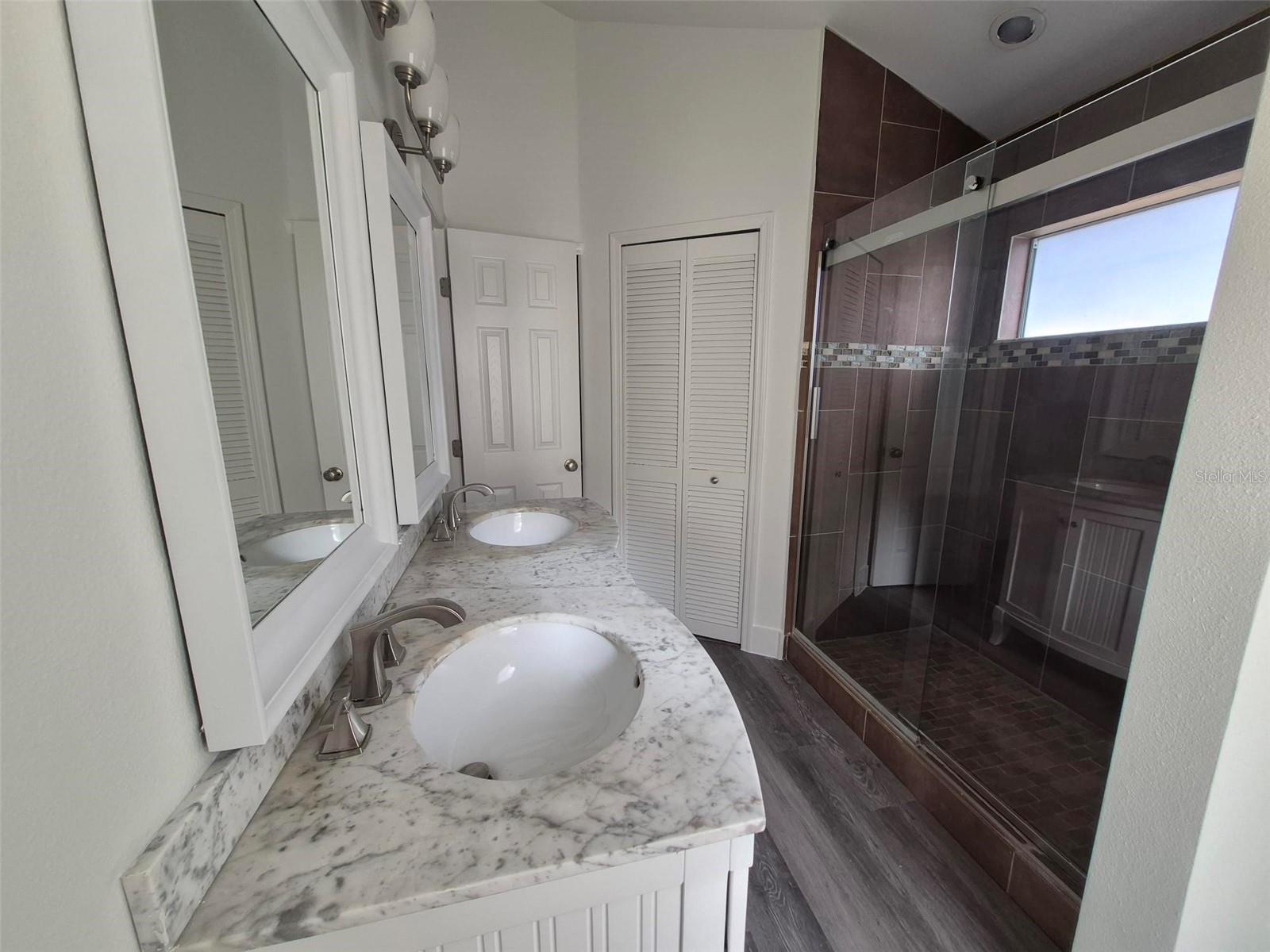 RIVIERA SUB - Residential