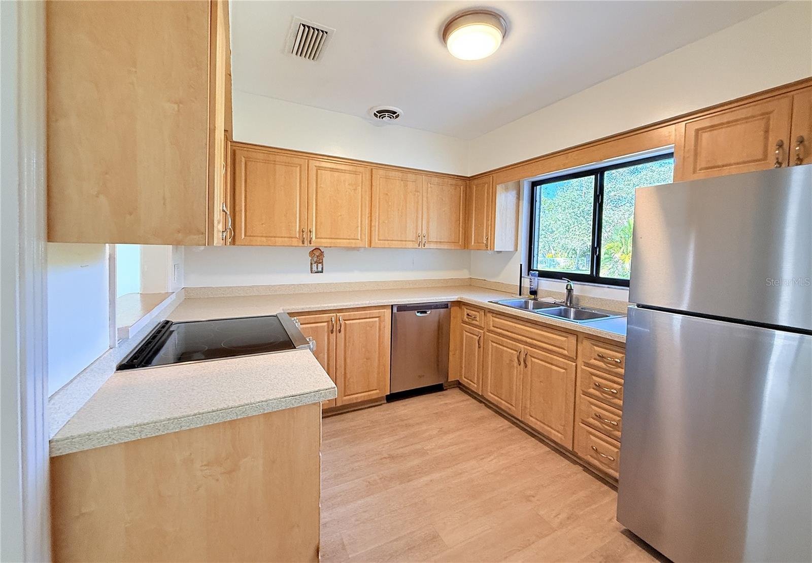 DUNEDIN ISLES 1 - Residential Lease