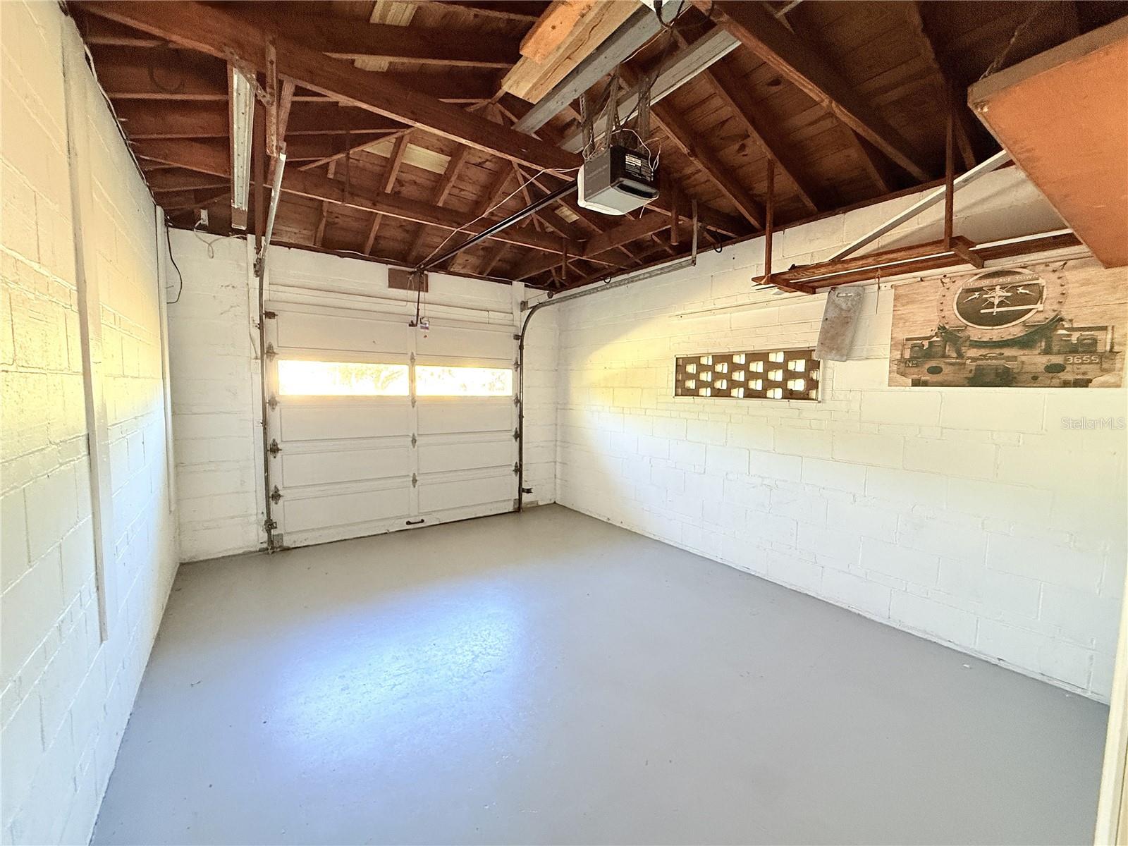 DUNEDIN ISLES 1 - Residential Lease